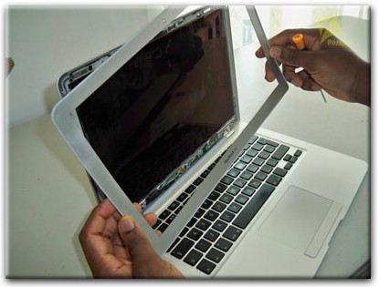 Замена экрана Apple MacBook в Бердске